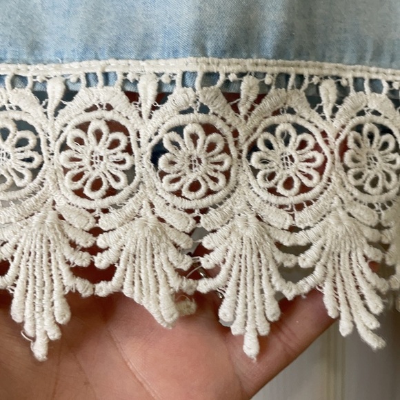 Jessica Simpson denim top - Picture 3 of 11